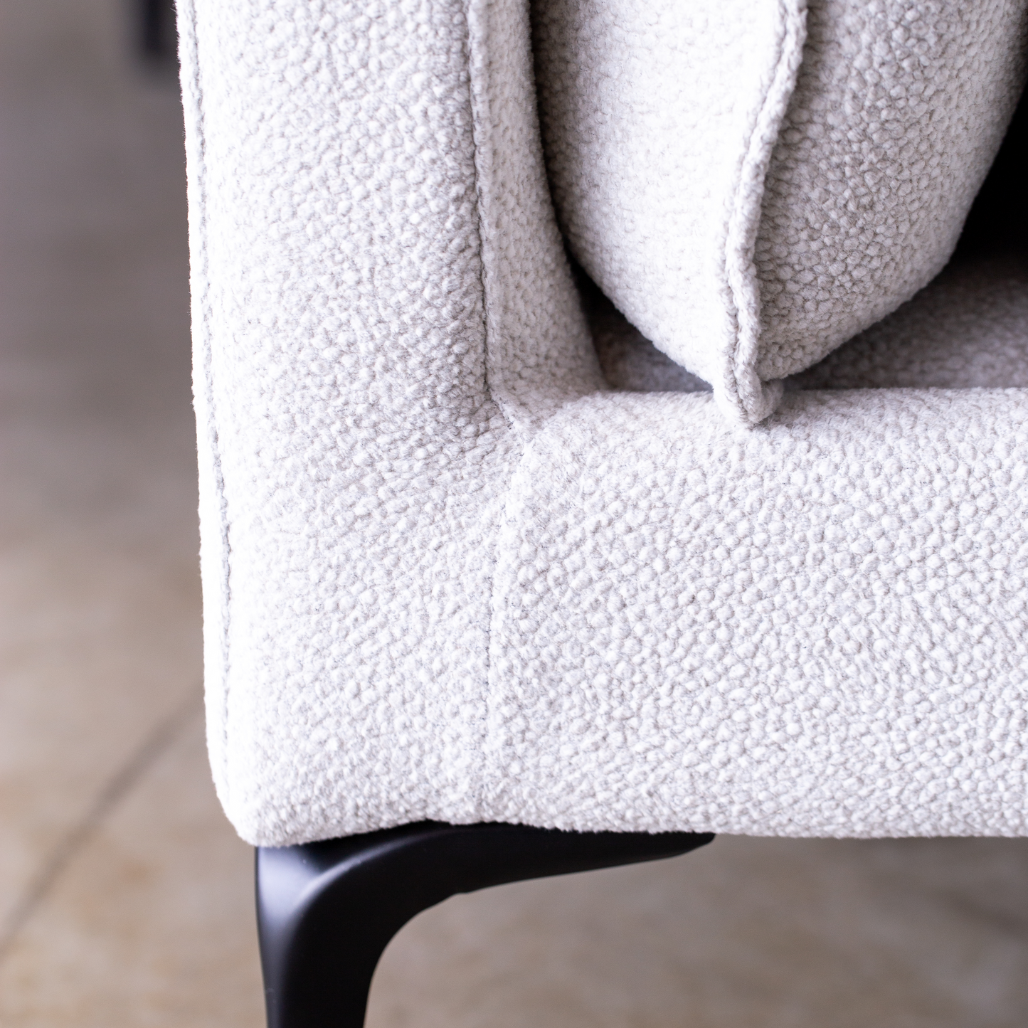 Chicago 2.5 seat fabric sofa - Pebble Pearl