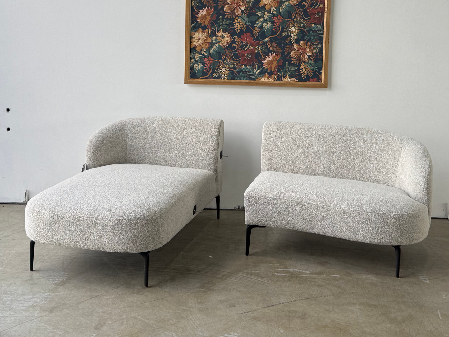 Miko LAF Chaise - Capital Silver
